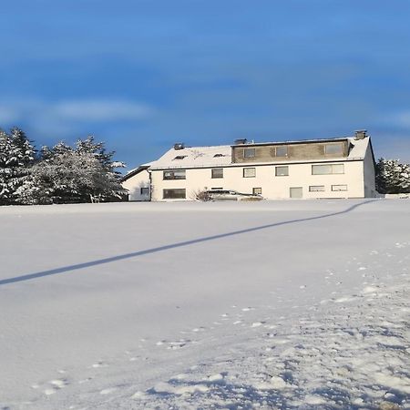 Beautiful Holiday Home Ideal For Hikers Kleinlangenfeld Exteriör bild