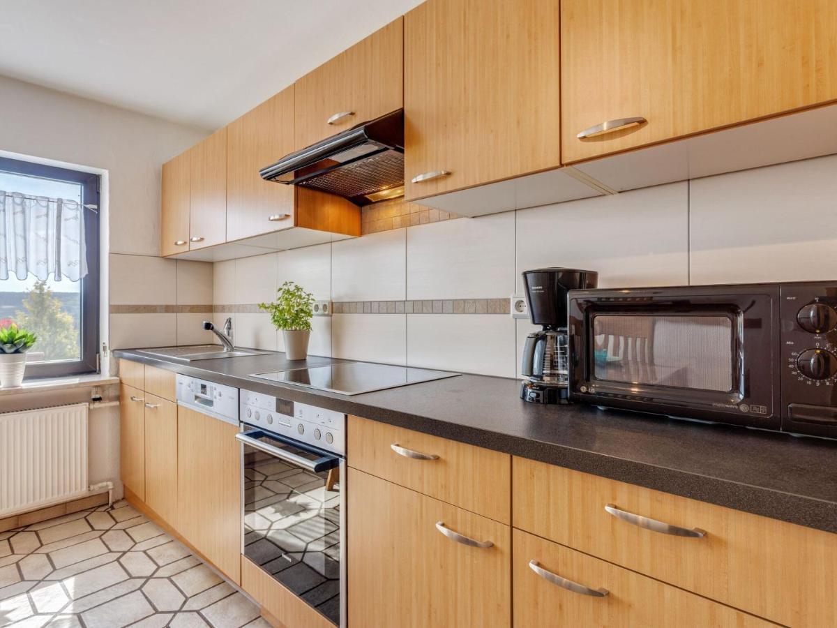 Beautiful Holiday Home Ideal For Hikers Kleinlangenfeld Exteriör bild
