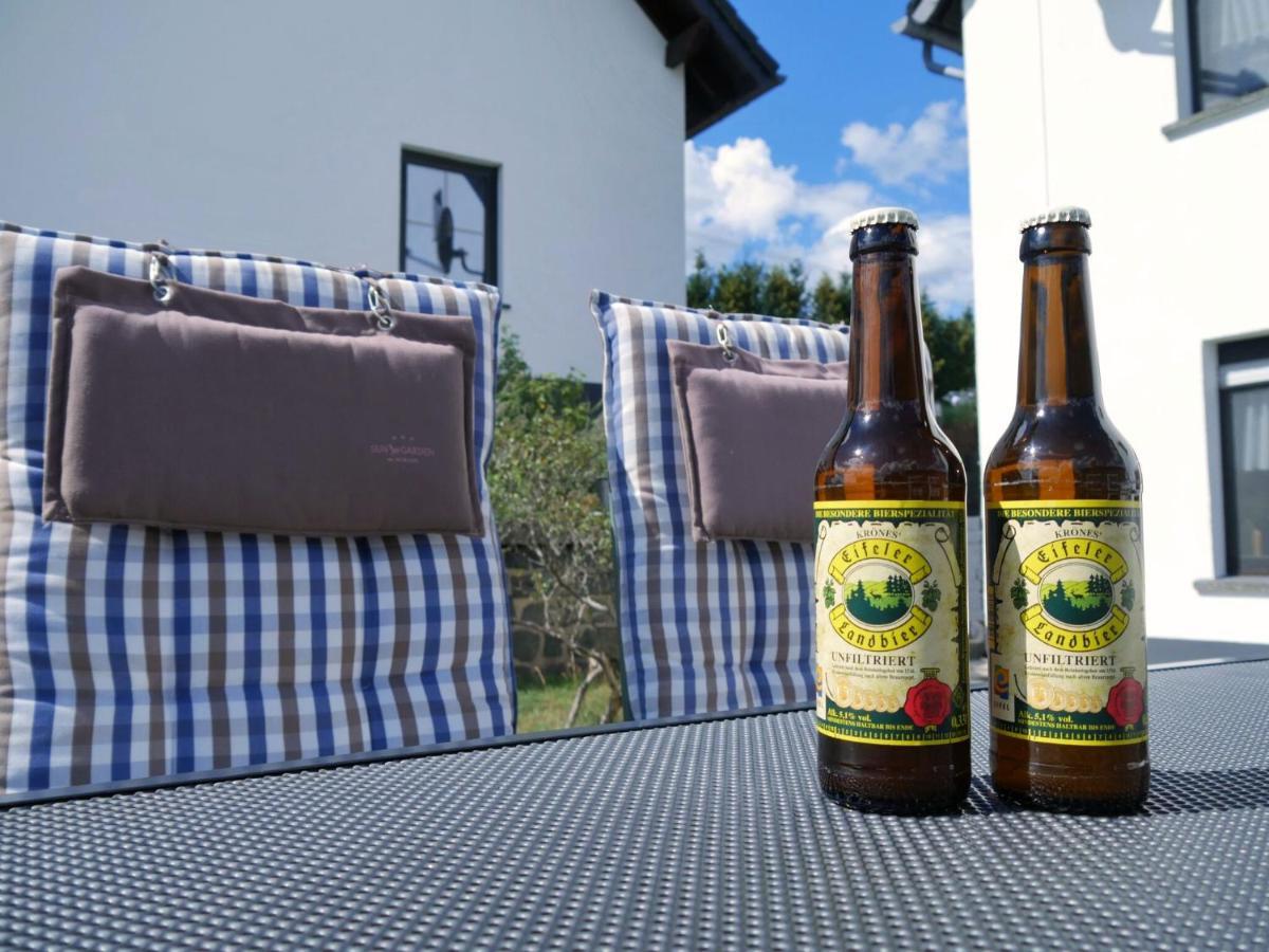Beautiful Holiday Home Ideal For Hikers Kleinlangenfeld Exteriör bild
