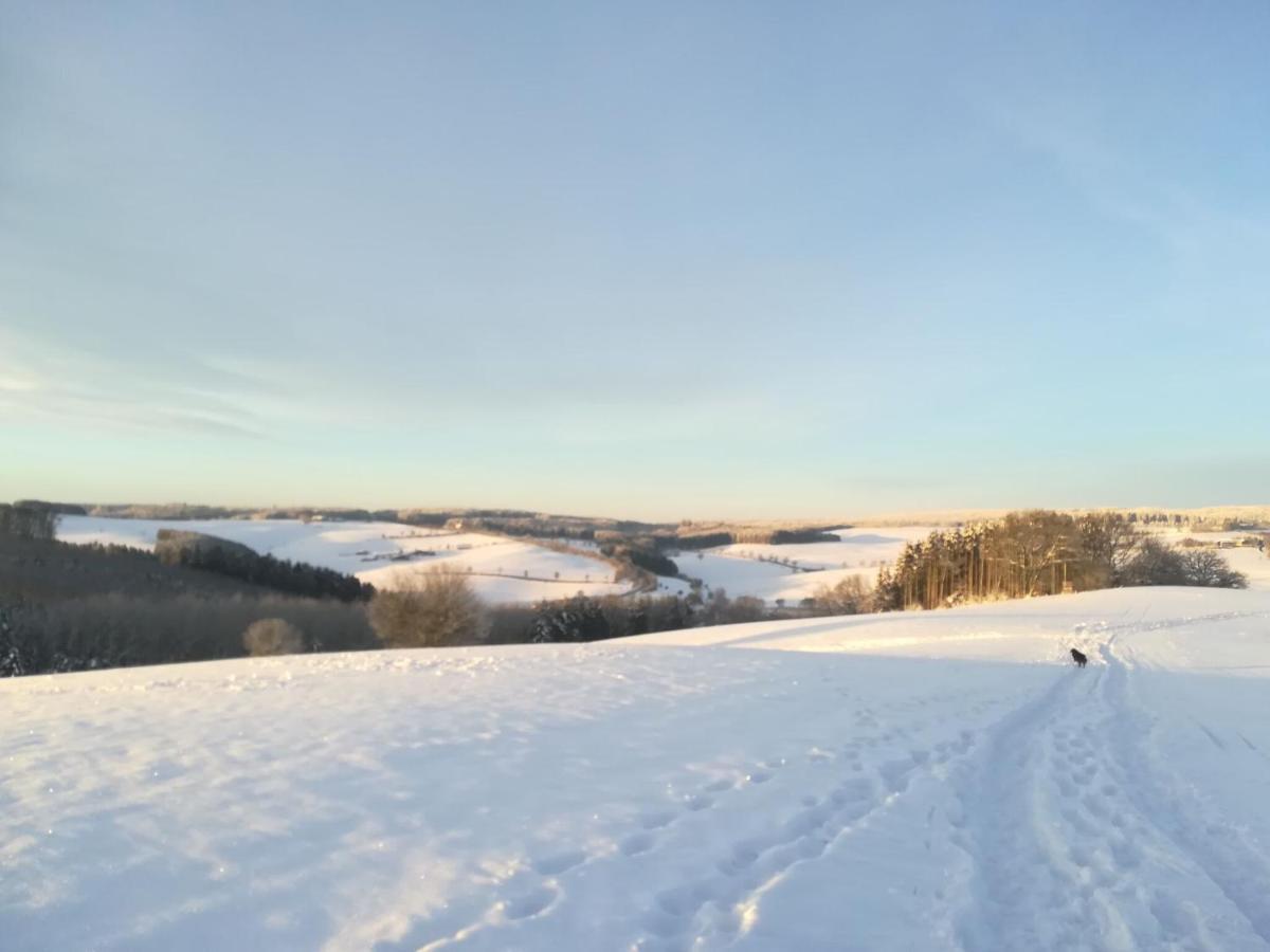 Beautiful Holiday Home Ideal For Hikers Kleinlangenfeld Exteriör bild